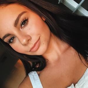 Meet your Posher, Gabriella